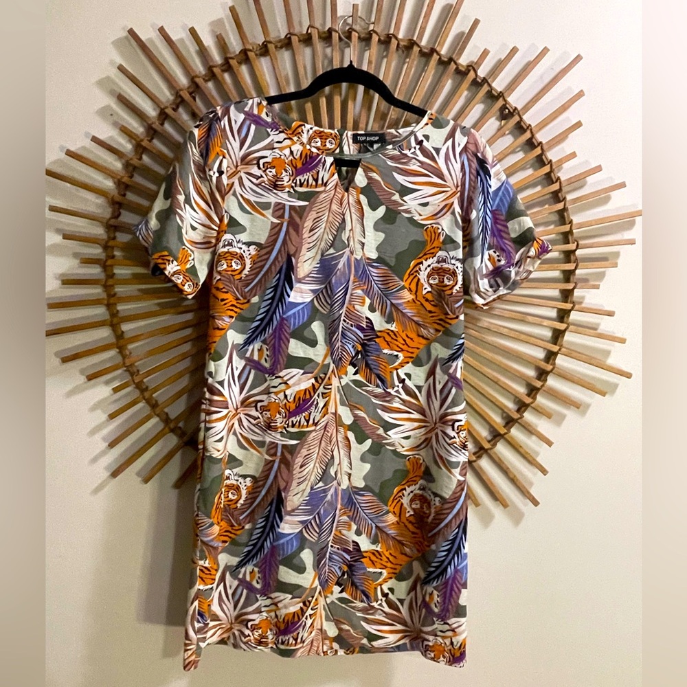 Womenβs Topshop Short Sleeve Tiger and Camo Print Shift Dress Spring Vacay Sz L - Picture 1 of 14